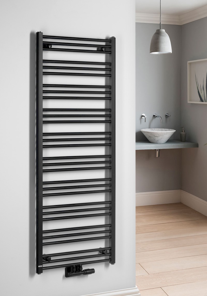 ALBRECHT otopné těleso 600x1570 mm, středové připojení, černá mat 600.118.6