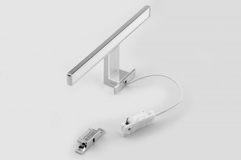 SERAPA LED svítidlo 5W, 230V, 300x40x100mm, IP44, plast, chrom SA147