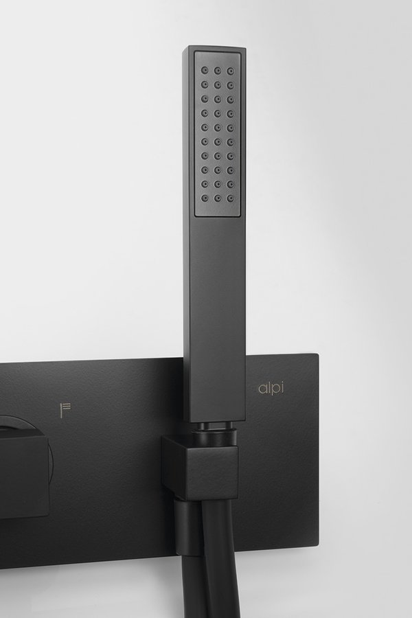 DIMY podomítková sprchová/vanová termostatická baterie s ruční sprchou, 2 výstupy, černá mat DM493BL