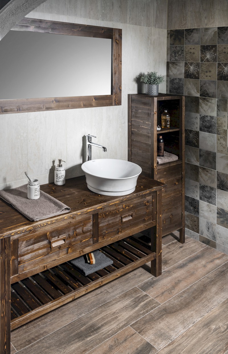 BRAND umyvadlová skříňka 130x73x50cm, mořený smrk BA131S