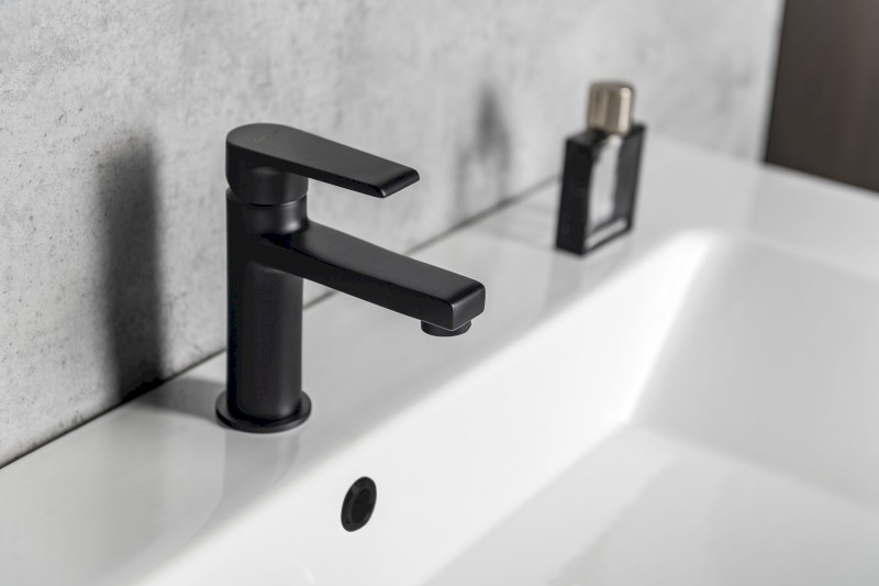 KAI stojánková umyvadlová baterie, černá mat KA02/15