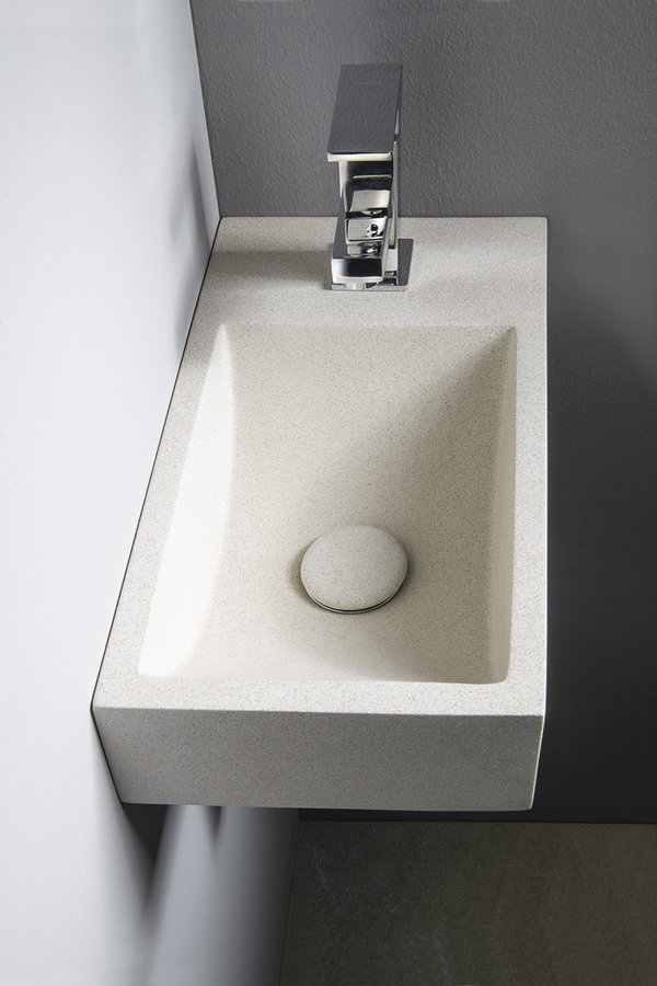 CREST R betonové umývátko, nástěnné, včetně výpusti, 40x22cm, bílý pískovec AR413