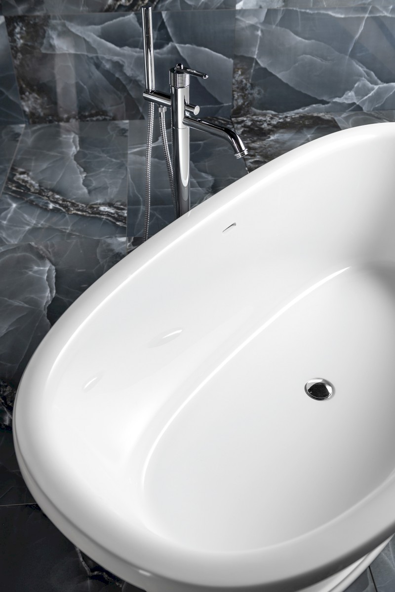 BEBÉ vanová baterie s připojením do podlahy, chrom BB021