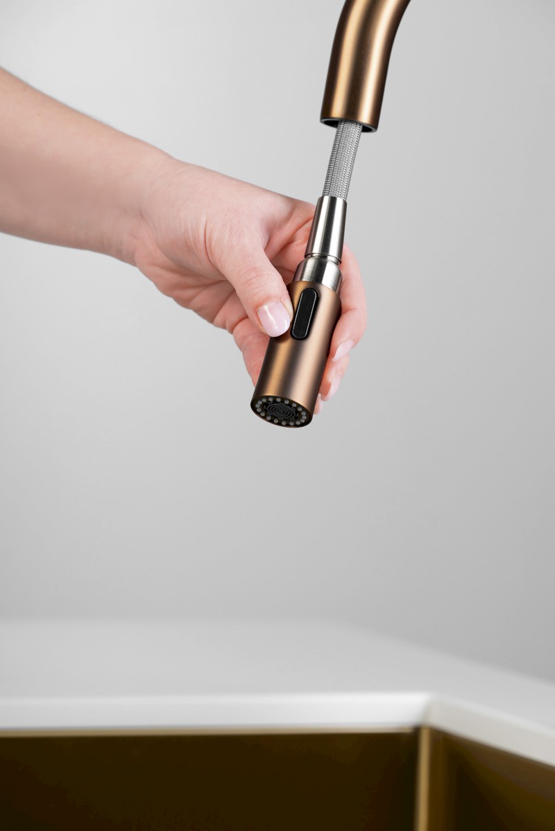 FLAWO stojánková dřezová baterie s výsuvnou sprškou, měď mat FR576PG